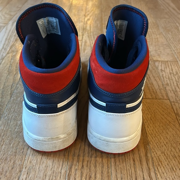 Nike Air Jordan’s size US7 men.   8.5 women - Picture 6 of 10